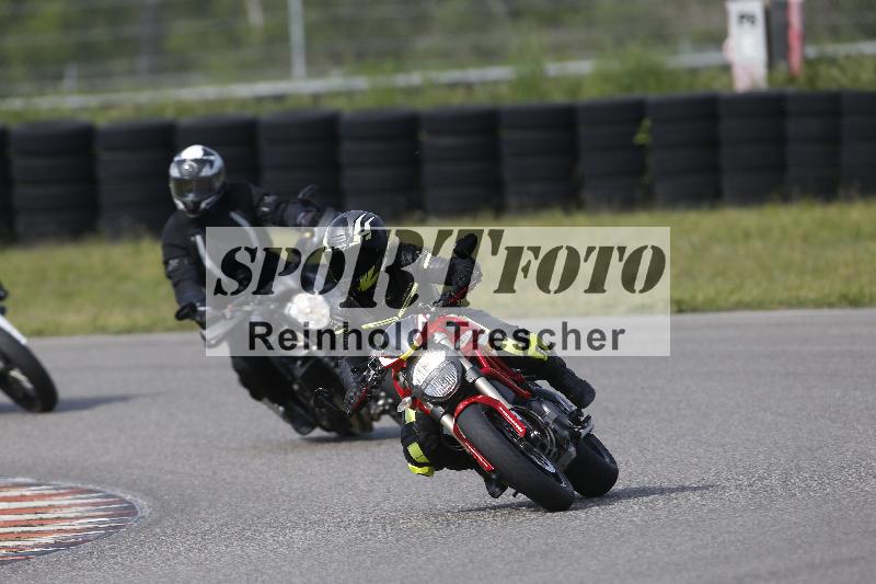 /Archiv-2024/17 01.05.2024 Speer Racing ADR/Schnuppertraining